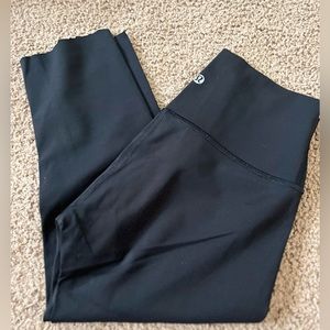 Lululemon leggings size 4
